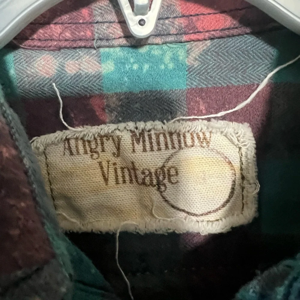 Angry Minnow vintage flannel - Picture 4 of 5
